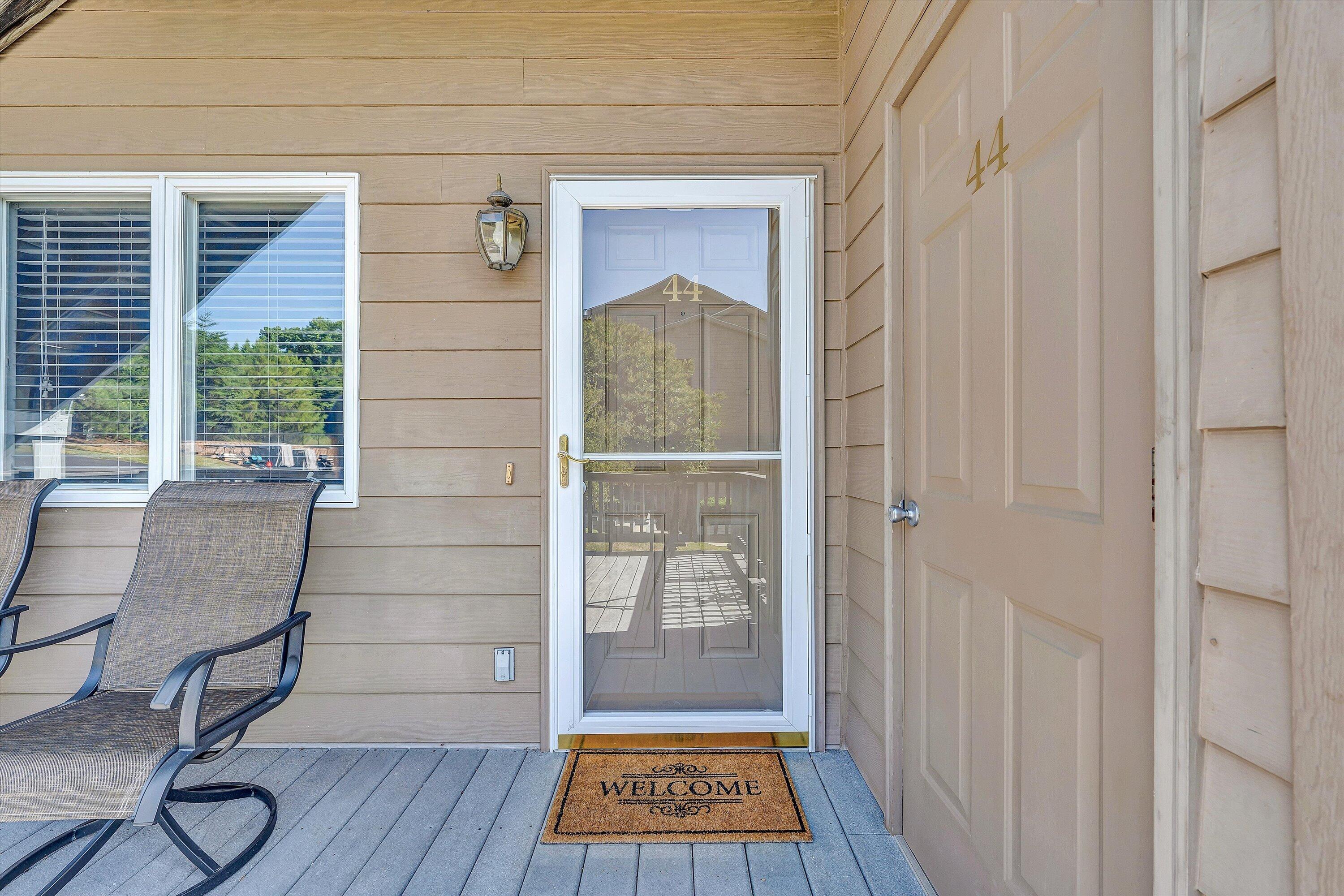 1137 Mariners Way, Unit 44 Huddleston, VA 24104 - Photo 41 of 50 12-DSC08860