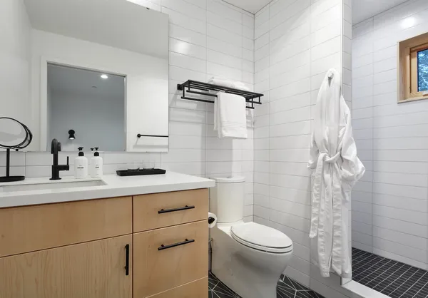 $950,000 | 84860 Old San Road, Unit T4, Bayfield, WI 54814