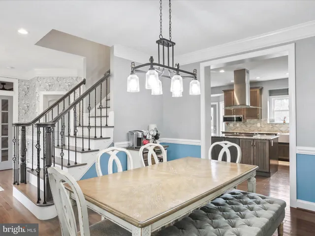 a view of a livingroom with furniture and window