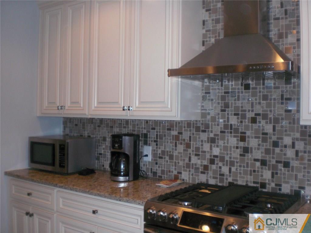 639 River Road Rahway, NJ 07065 - Photo 8 of 24 Gallery Image 8