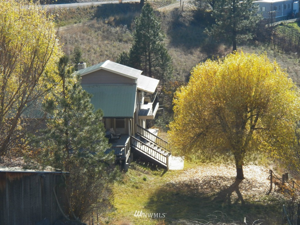 105 Kiwanis Road Republic, WA 99166 - Photo 4 of 24 Gallery Image 4