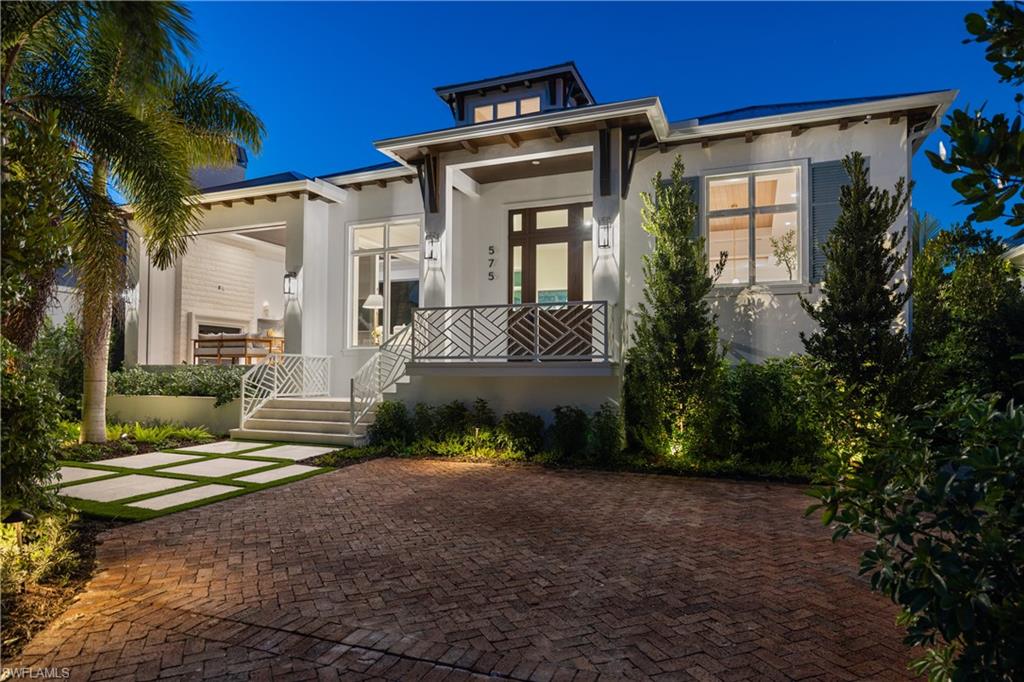 575 13th Avenue South Naples, FL 34102 - Photo 2 of 27 Amazing front exterior