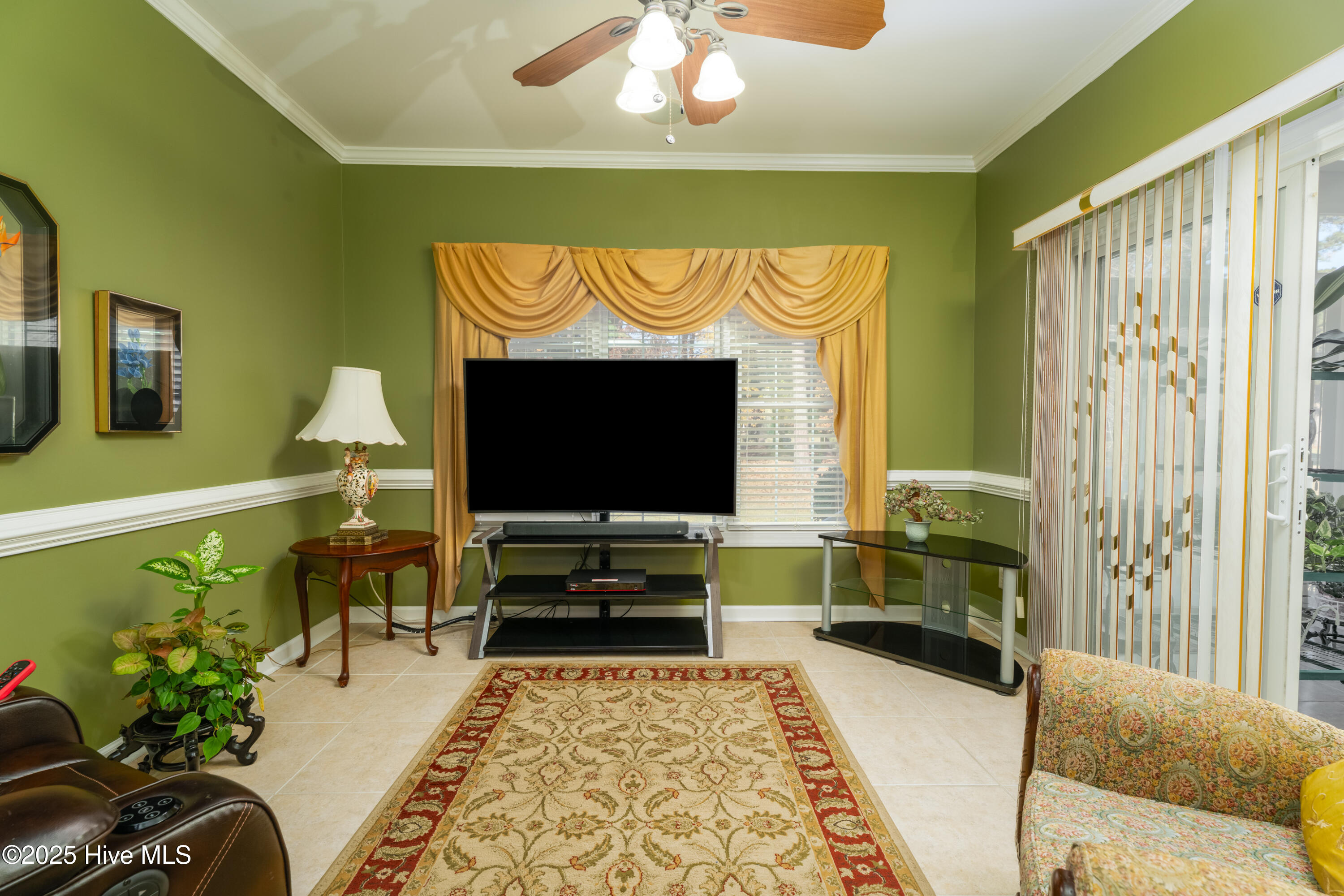 602 Taberna Circle New Bern, NC 28562 - Photo 12 of 47 602 Taberna Circle-10