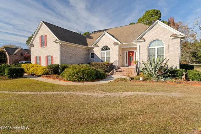 $625,000 | 602 Taberna Circle, New Bern, NC 28562