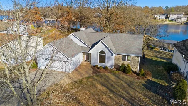 $550,000 | 1028 Bermuda Drive, Edwardsville, IL 62025