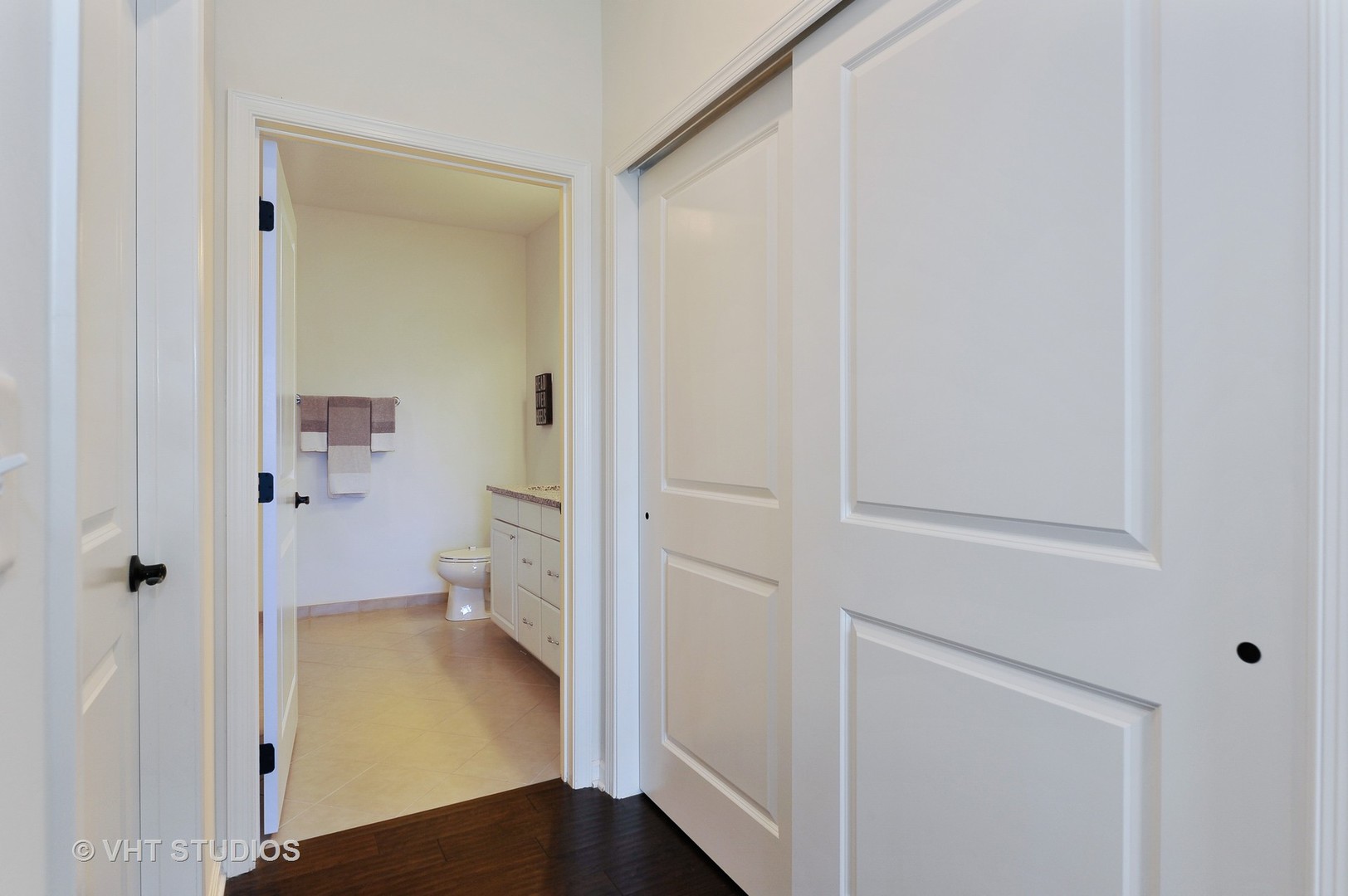 2701 Commons Drive, Unit 207 Glenview, IL 60026 - Photo 13 of 23 a view of a bathroom with a sink