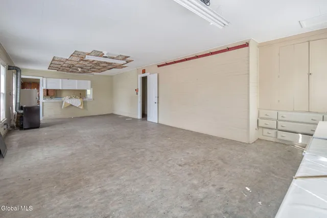 $79,900 | 97 Main Street, Maryland, NY 12155