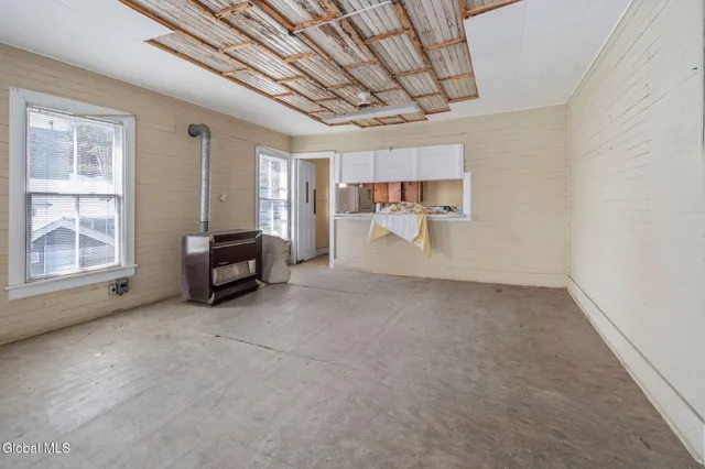 $79,900 | 97 Main Street, Maryland, NY 12155