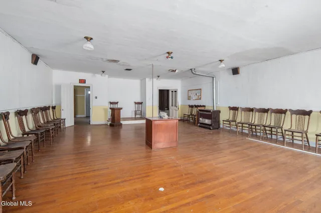 $79,900 | 97 Main Street, Maryland, NY 12155