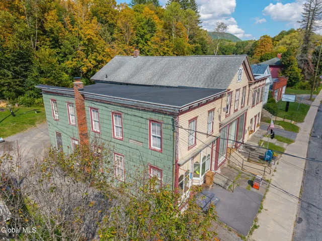 $79,900 | 97 Main Street, Maryland, NY 12155