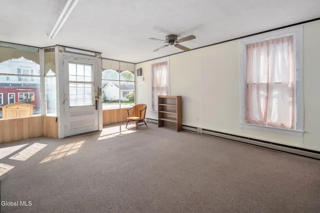 $79,900 | 97 Main Street, Maryland, NY 12155