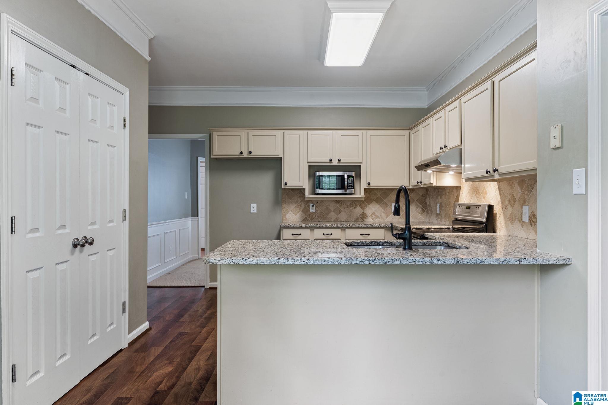 129 Crestmont Lane Pelham, AL 35124 - Photo 15 of 36