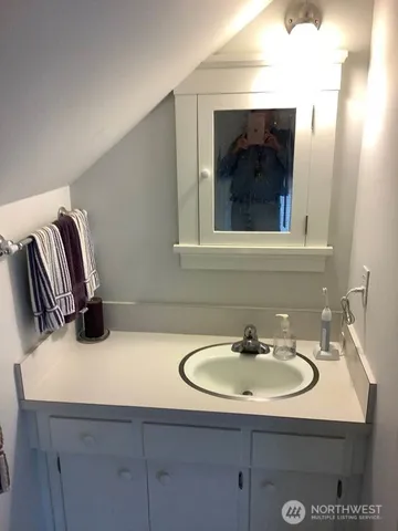 $575,000 | 160 North Old Mill Hill Road, Hoodsport, WA 98548