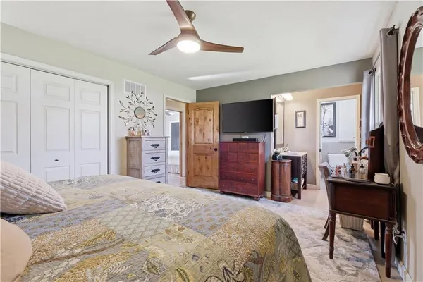 $439,900 | 209 Saponi Lane, Lake Winnebago, MO 64034
