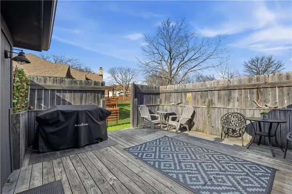 $439,900 | 209 Saponi Lane, Lake Winnebago, MO 64034