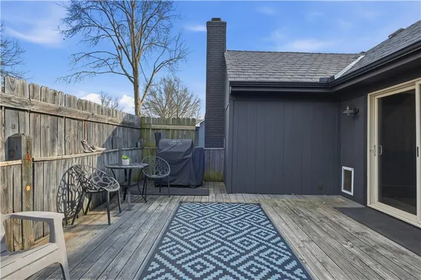 $439,900 | 209 Saponi Lane, Lake Winnebago, MO 64034