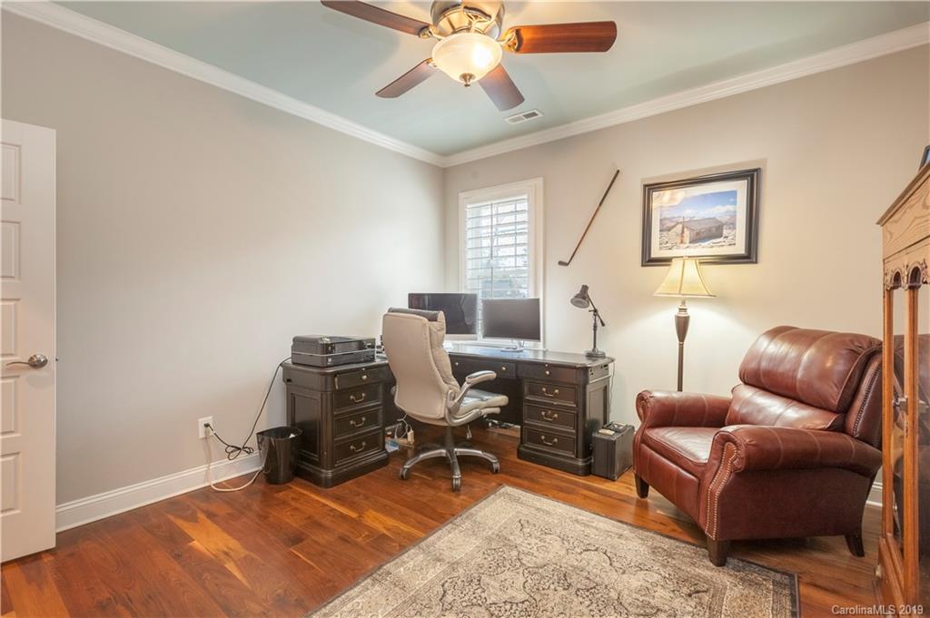 1911 Truman Road Charlotte, NC 28205 - Photo 24 of 30 a livingroom with workspace and a window
