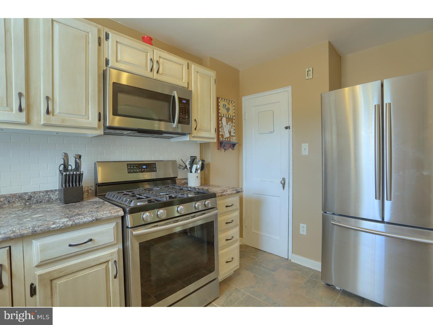 201 Sycamore Road Reading, PA 19611 - Photo 10 of 25