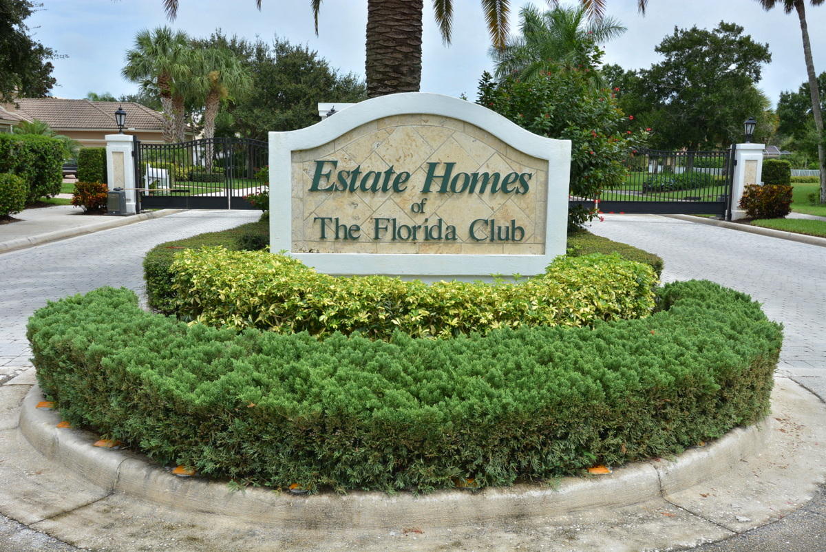 ENTRY GATE TO ESTATE HOMES