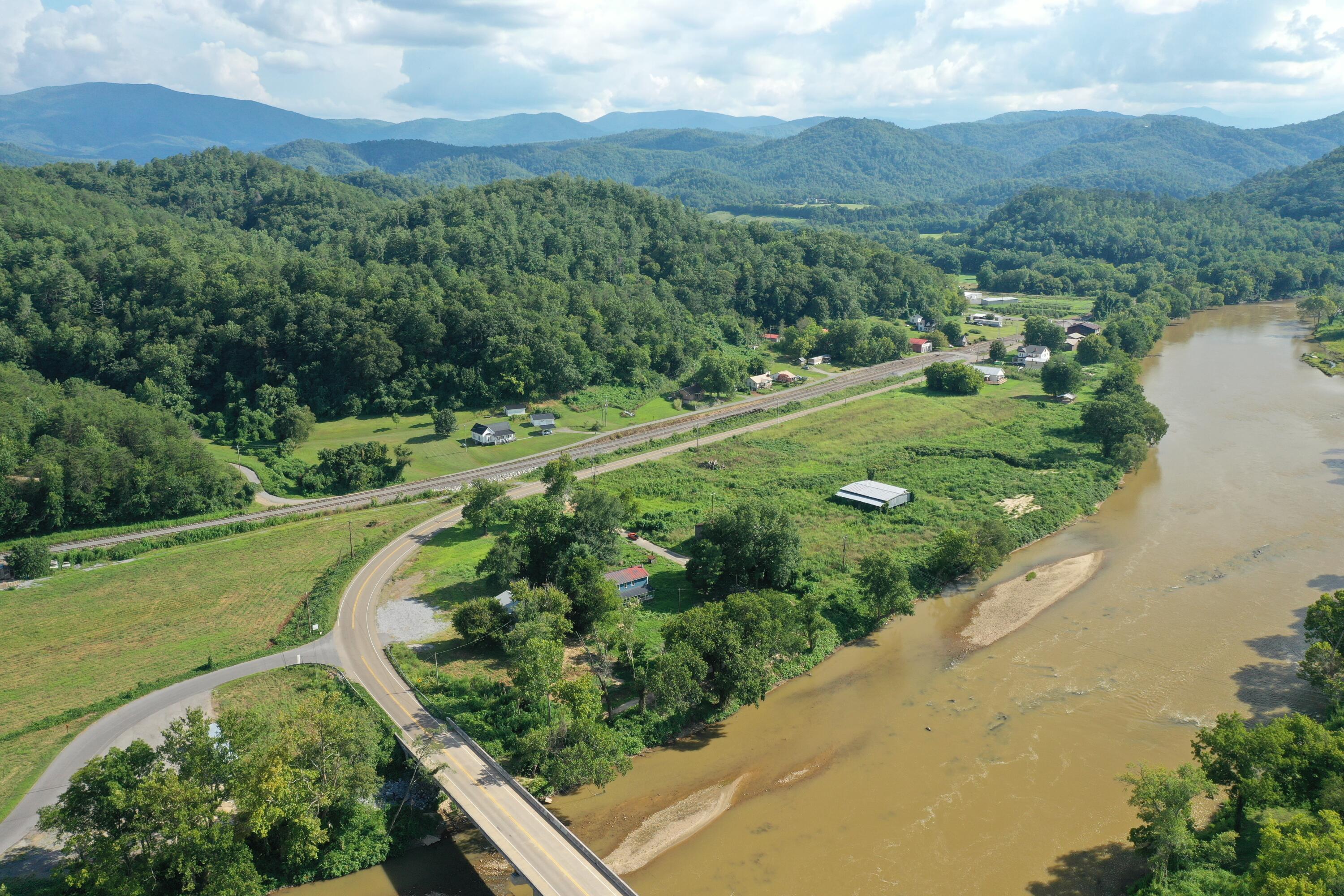 155 Highway 107 Del Rio, TN 37727 - Photo 6 of 7 DJI_0658