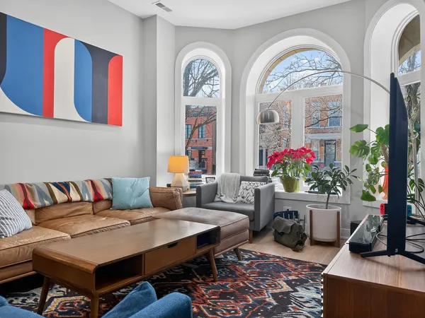 $5,800 | 2451 North Albany Avenue, Unit 1, Chicago, IL 60647
