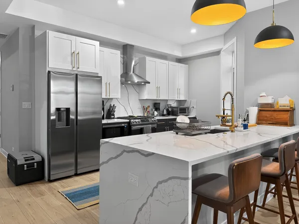 $5,800 | 2451 North Albany Avenue, Unit 1, Chicago, IL 60647