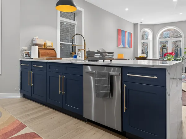 $5,800 | 2451 North Albany Avenue, Unit 1, Chicago, IL 60647