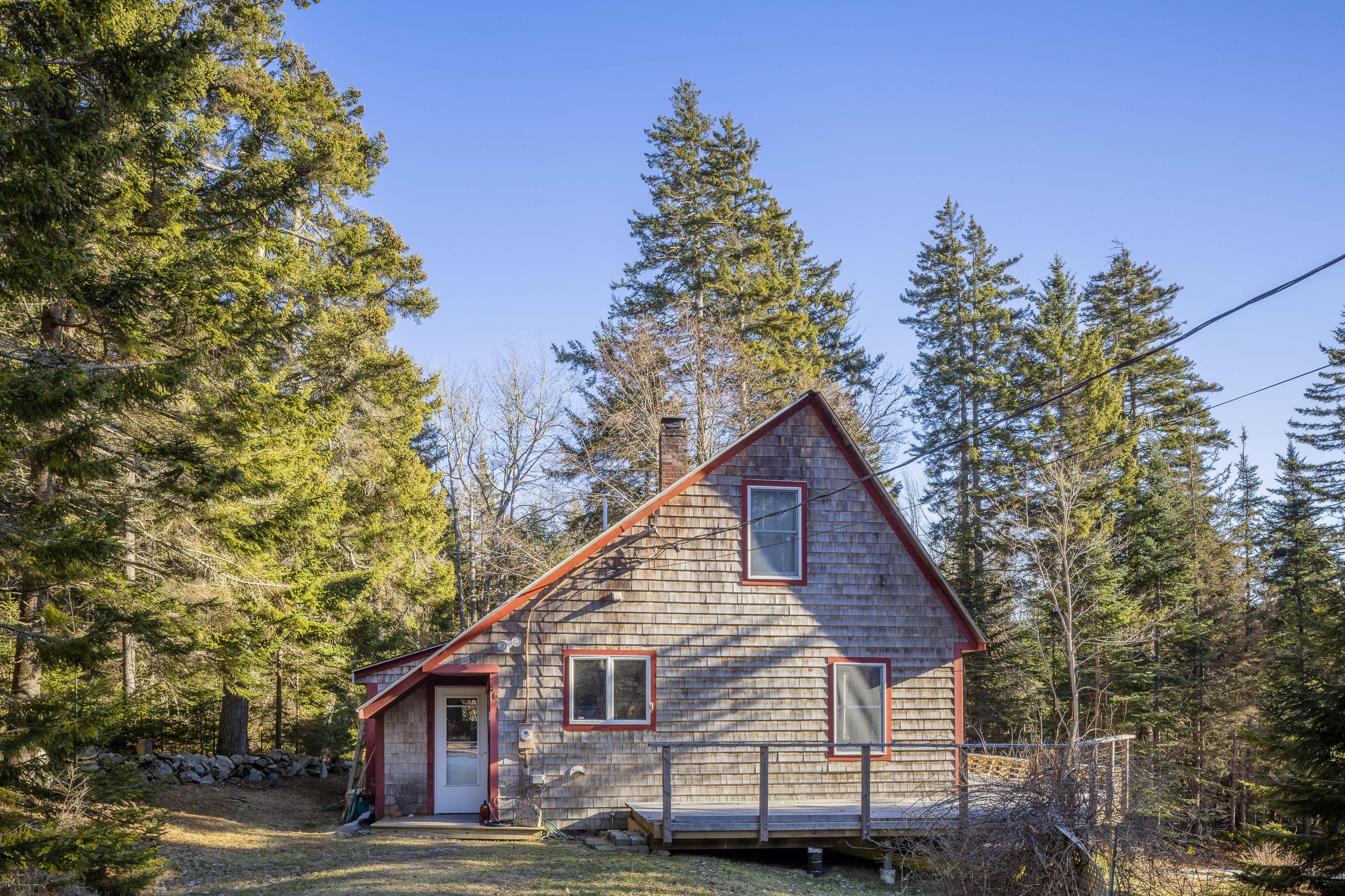 46 Teel Cove Road Tenants Harbor, ME 04860 - Photo 2 of 22 46TeelCove_TenantsHarbor_02_SS_print