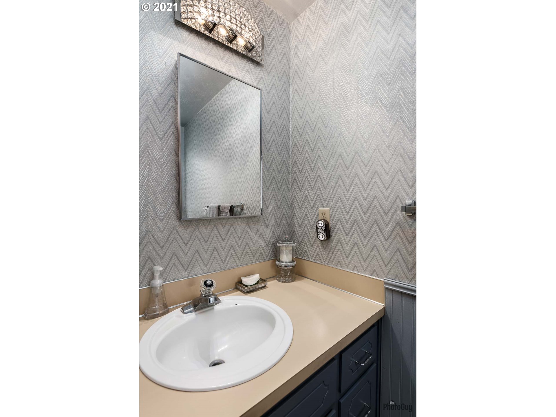 715 North Bertelsen Road Eugene, OR 97402 - Photo 19 of 28 Gallery Image 19