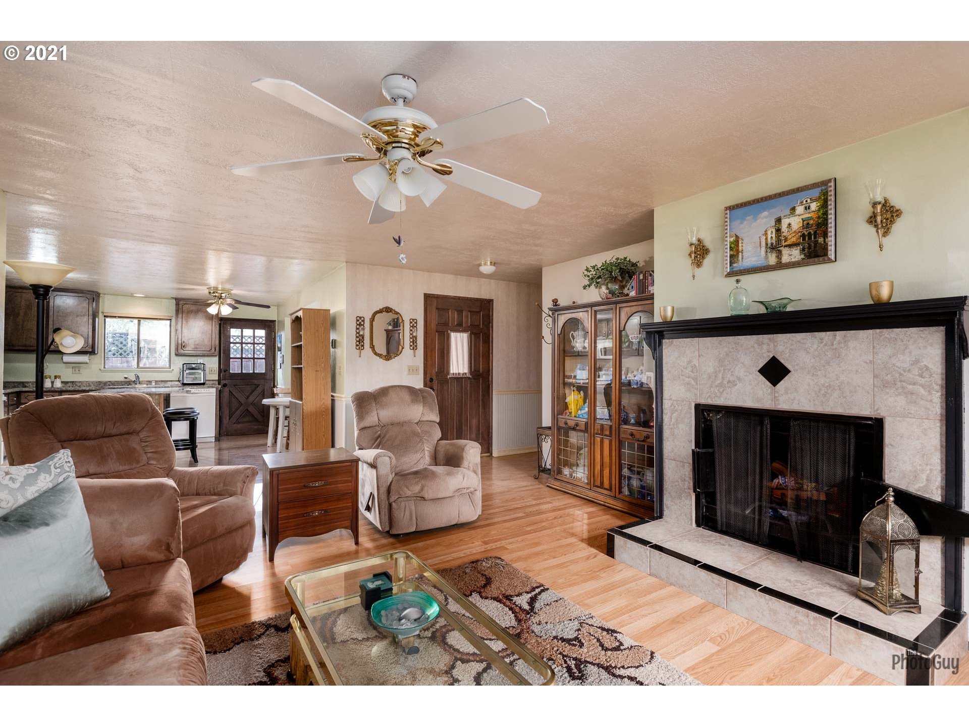 715 North Bertelsen Road Eugene, OR 97402 - Photo 4 of 28 Gallery Image 4