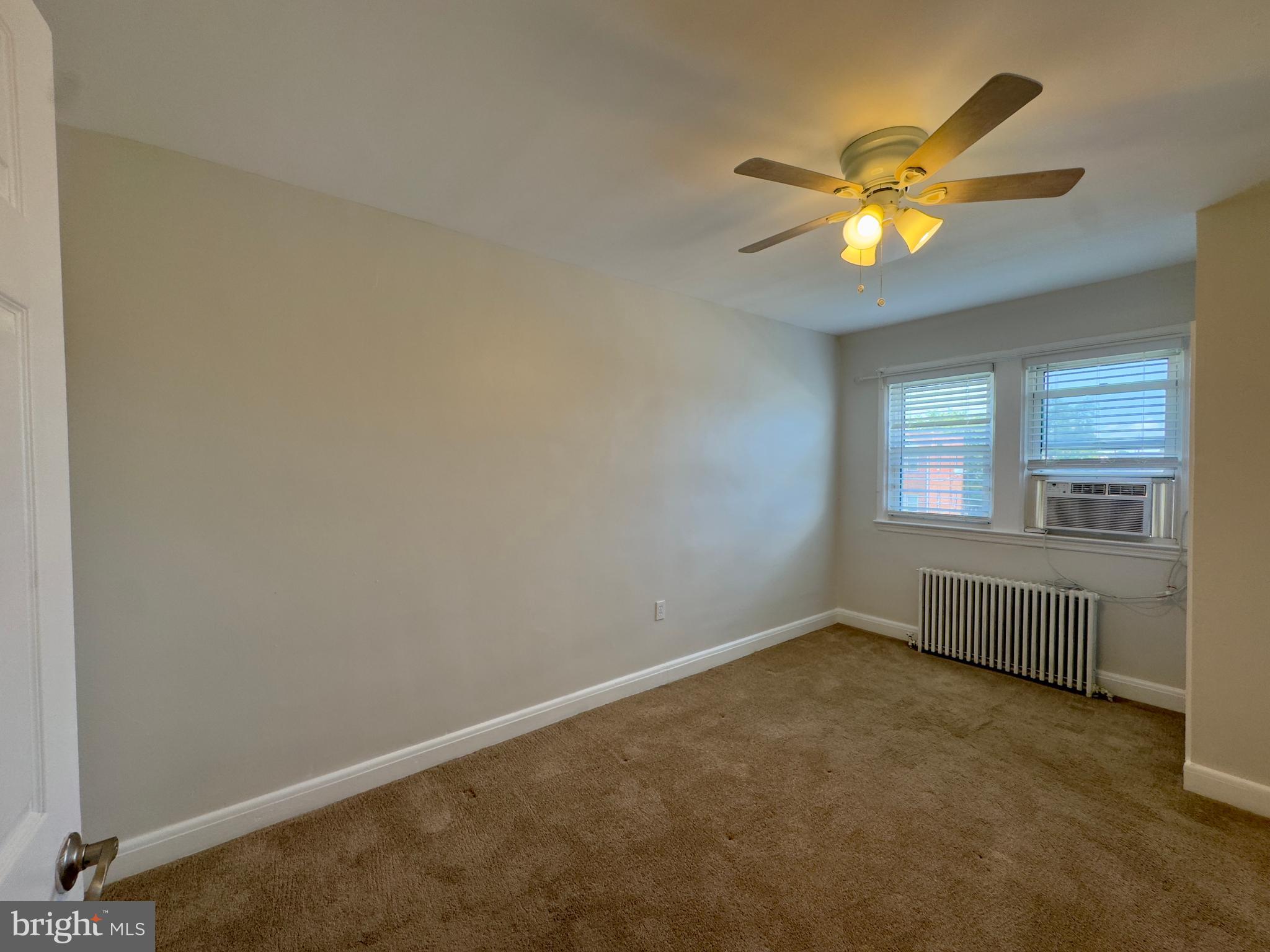 4 Warren Road Baltimore, MD 21221 - Photo 13 of 22