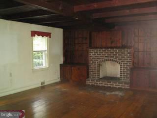 306 West Rose Valley Road Wallingford, PA 19086 - Photo 3 of 6