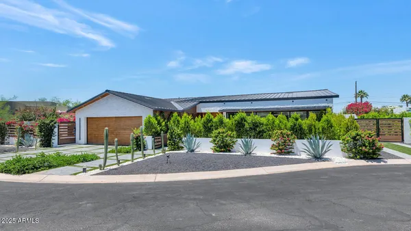 $13,395 | 5812 North 44th Place, Phoenix, AZ 85018
