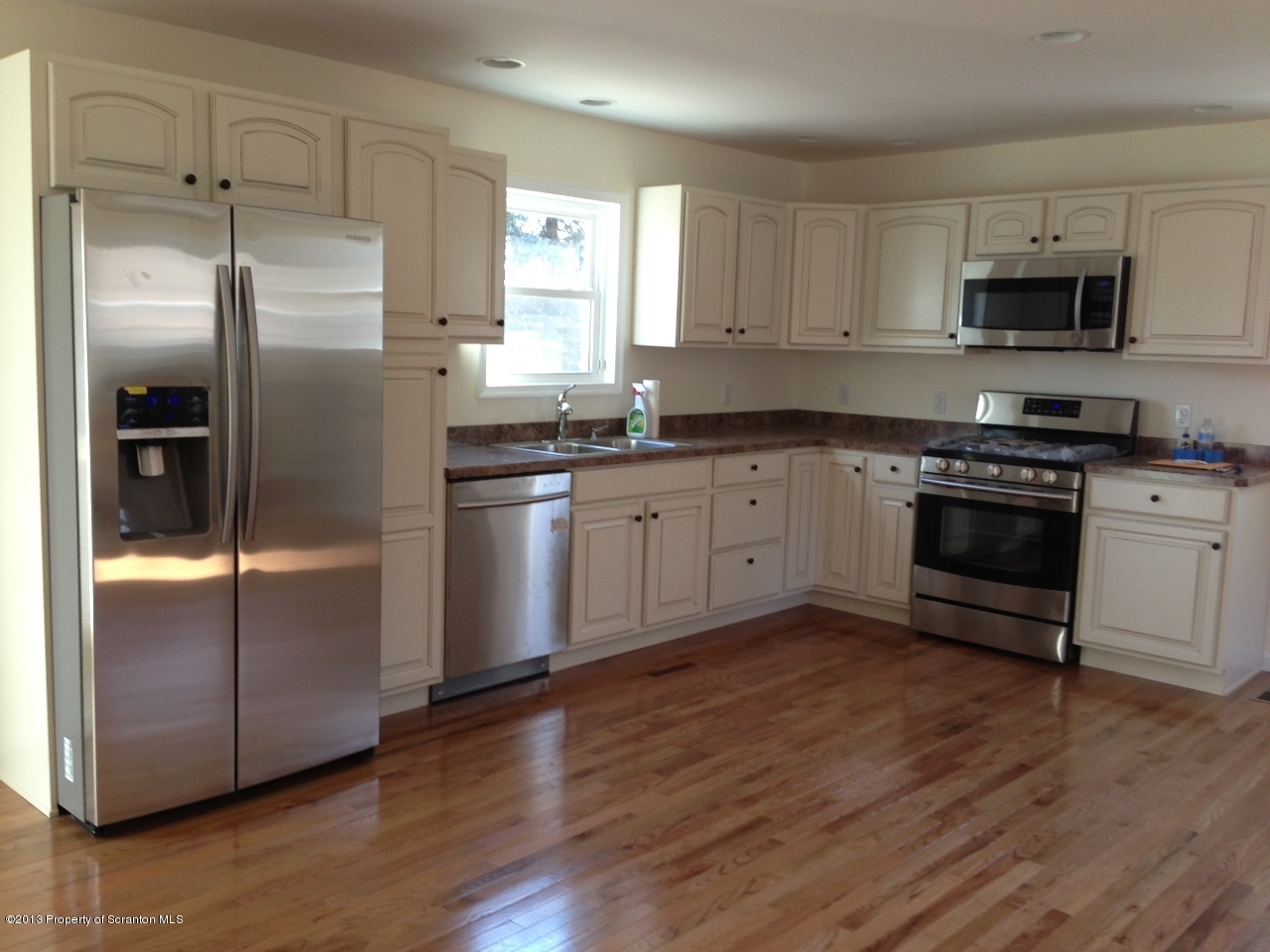 102 Mid Valley Road Lake Ariel, PA 18436 - Photo 3 of 29 Gallery Image 3