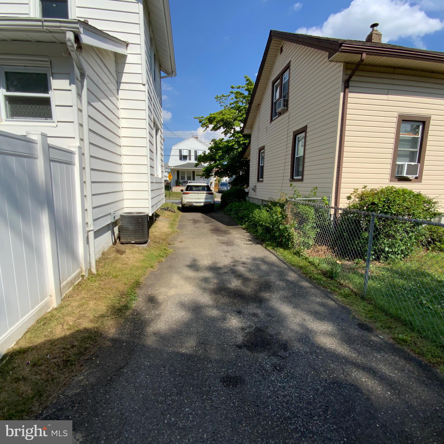 16 West Roland Road Brookhaven, PA 19015 - Photo 6 of 21