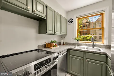 $875,000 | 1641 Monroe Street Northwest, Washington, DC 20010