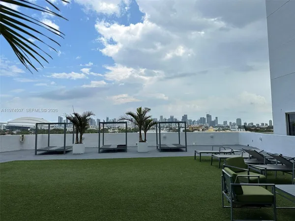 $2,900 | 1 Glen Royal Parkway, Unit 1613, Miami, FL 33125