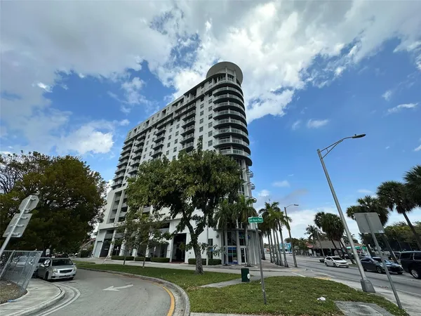 $2,900 | 1 Glen Royal Parkway, Unit 1613, Miami, FL 33125