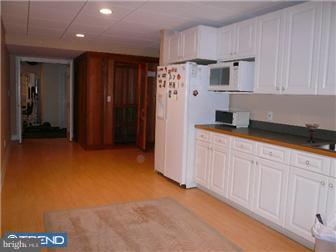 112 Stone Cliff Road Princeton, NJ 08540 - Photo 11 of 12