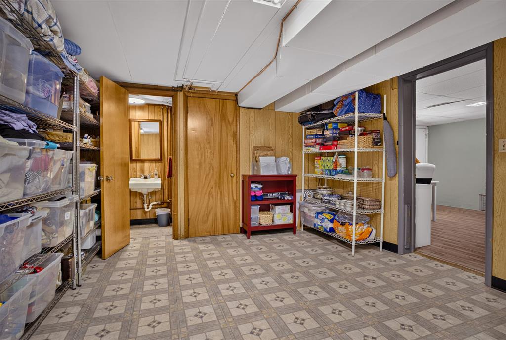 1304 Cochran Road Pittsburgh, PA 15243 - Photo 25 of 36 Gallery Image 25