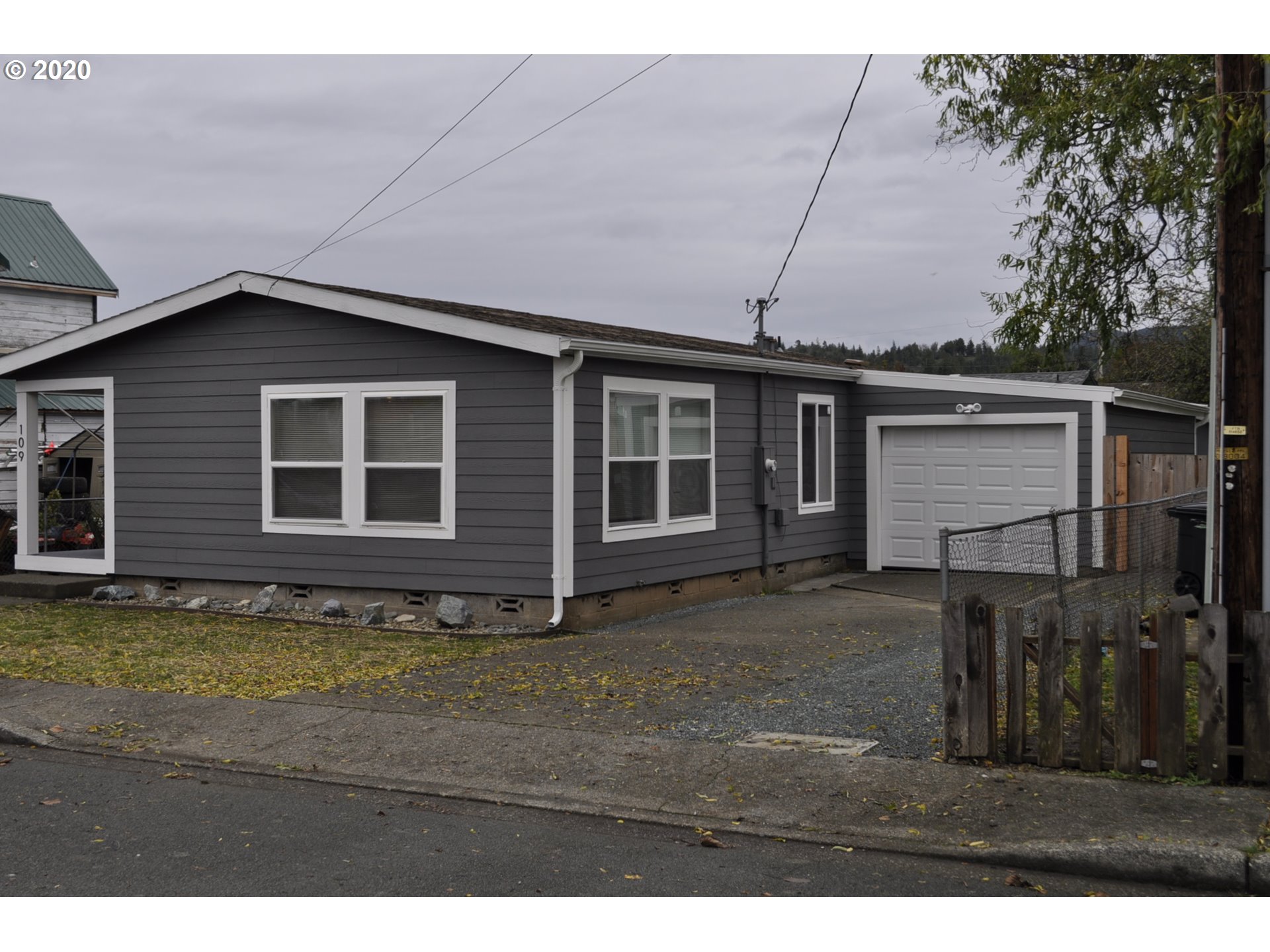 109 4th Street Myrtle Point, OR 97458 - Photo 1 of 26 Gallery Image 1