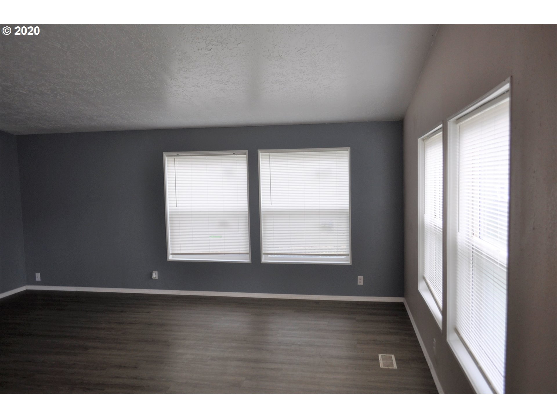 109 4th Street Myrtle Point, OR 97458 - Photo 9 of 26 Gallery Image 9