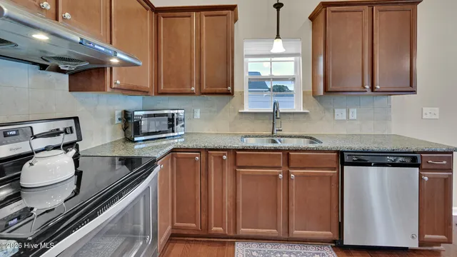 $290,000 | 528 Arbor Drive, Greenville, NC 27858