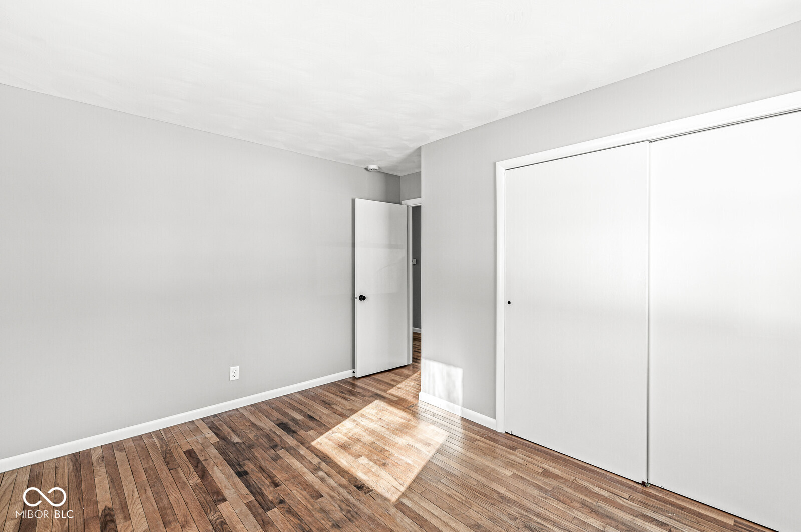 2244 Morris Road Indianapolis, IN 46217 - Photo 17 of 38 Gallery Image 17