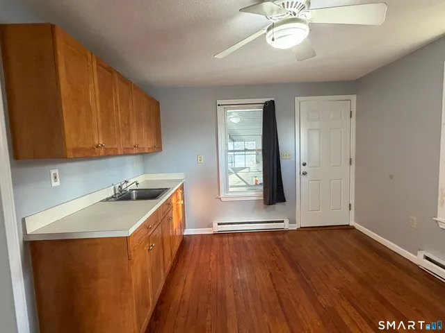 $1,600 | 3 Greenwood Street, Unit 2, Watertown, CT 06795