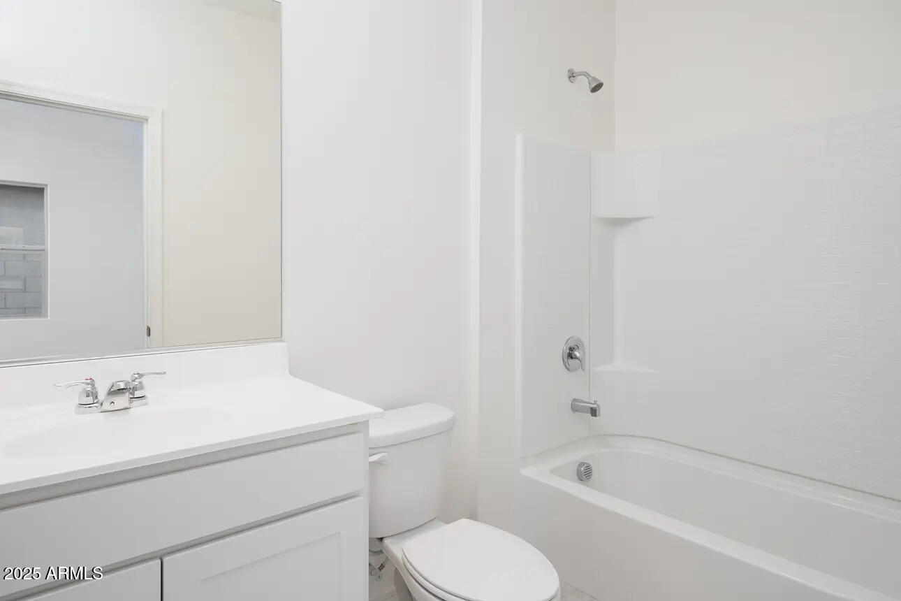 47417 West Coe Street Maricopa, AZ 85139 - Photo 12 of 22 Bathroom 2