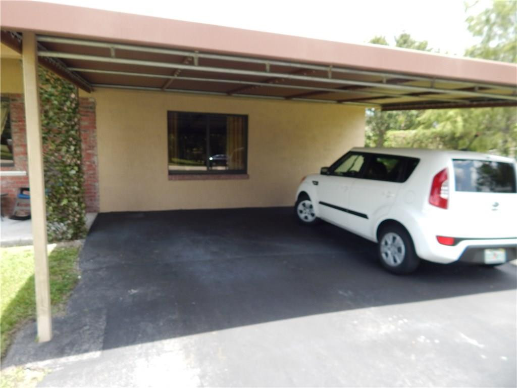 5760 Southwest 188th Avenue Southwest Ranches, FL 33332 - Photo 18 of 22 Photo 18