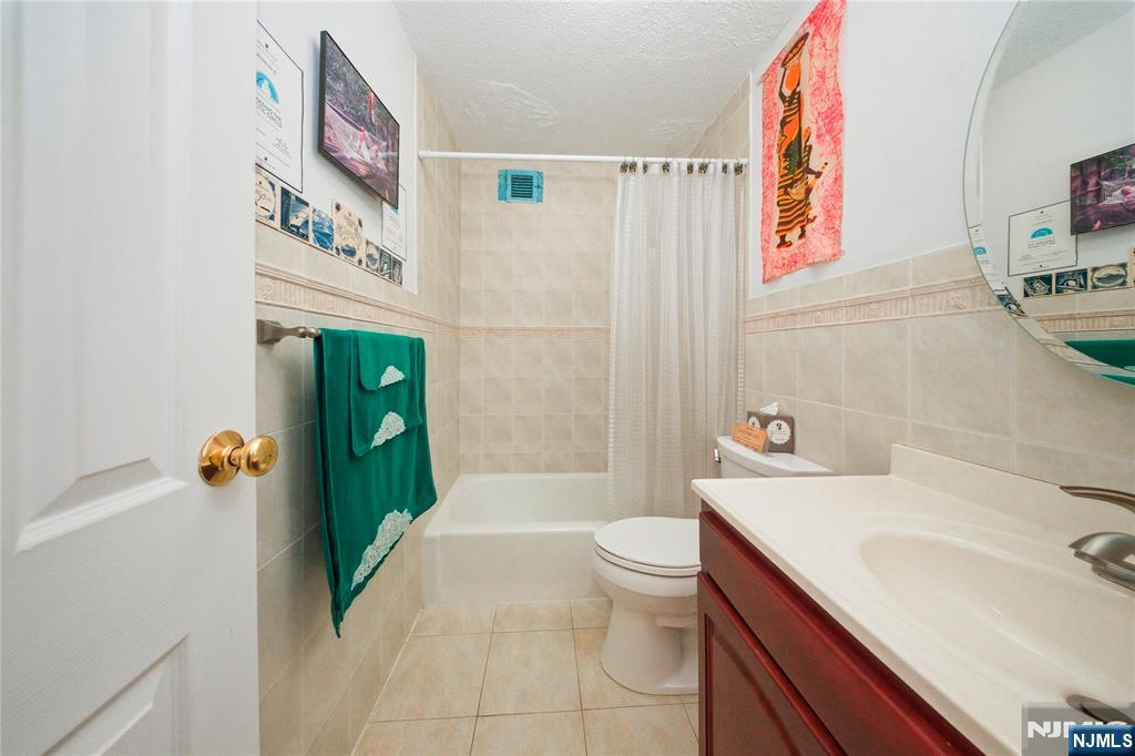 151 Prospect Avenue, Unit 16D Hackensack, NJ 07601 - Photo 6 of 14