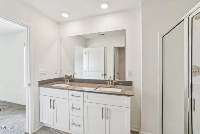 $326,005 | 123 Mint Court, Bluff City, TN 37618