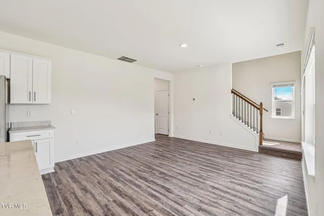 $326,005 | 123 Mint Court, Bluff City, TN 37618